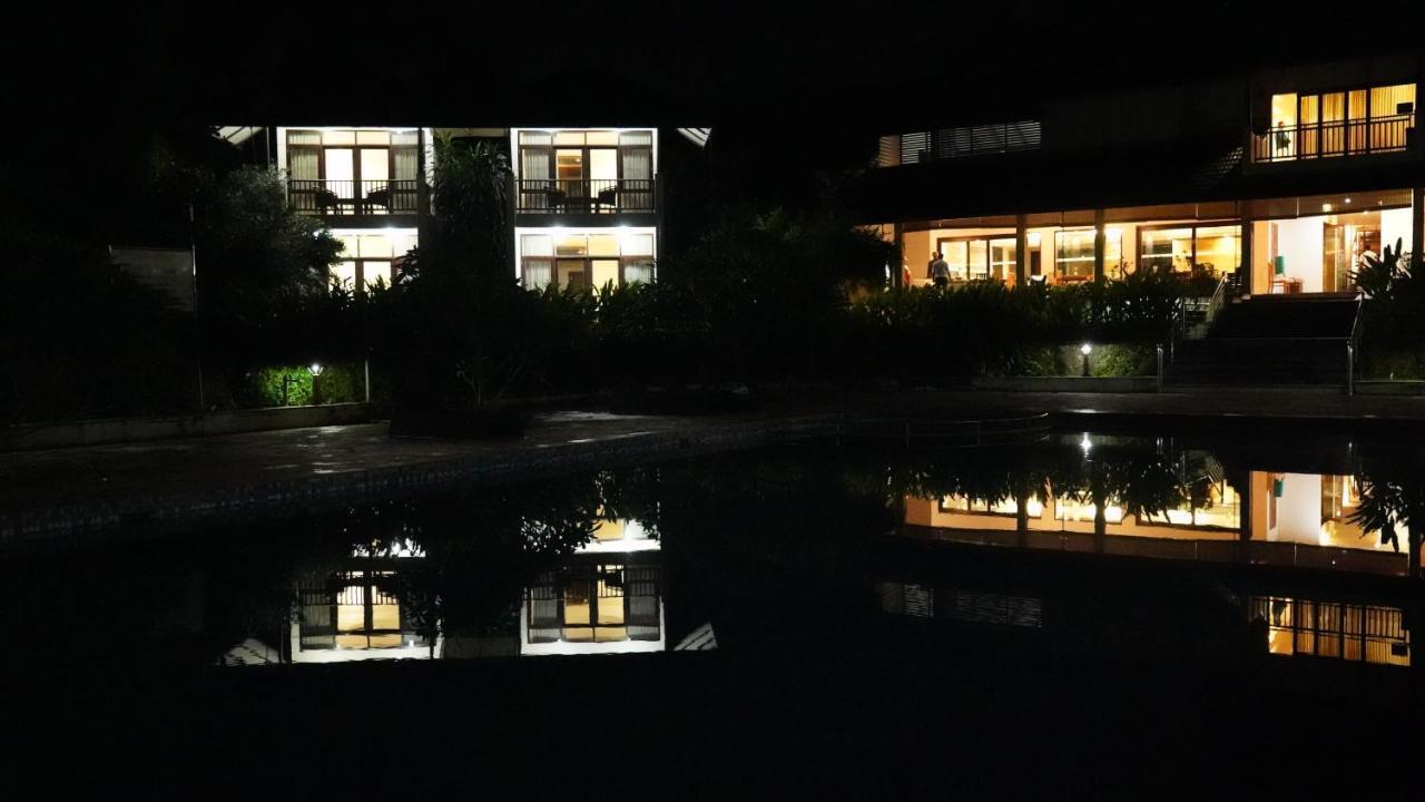 Malayāttūr Whispering Waters酒店 外观 照片